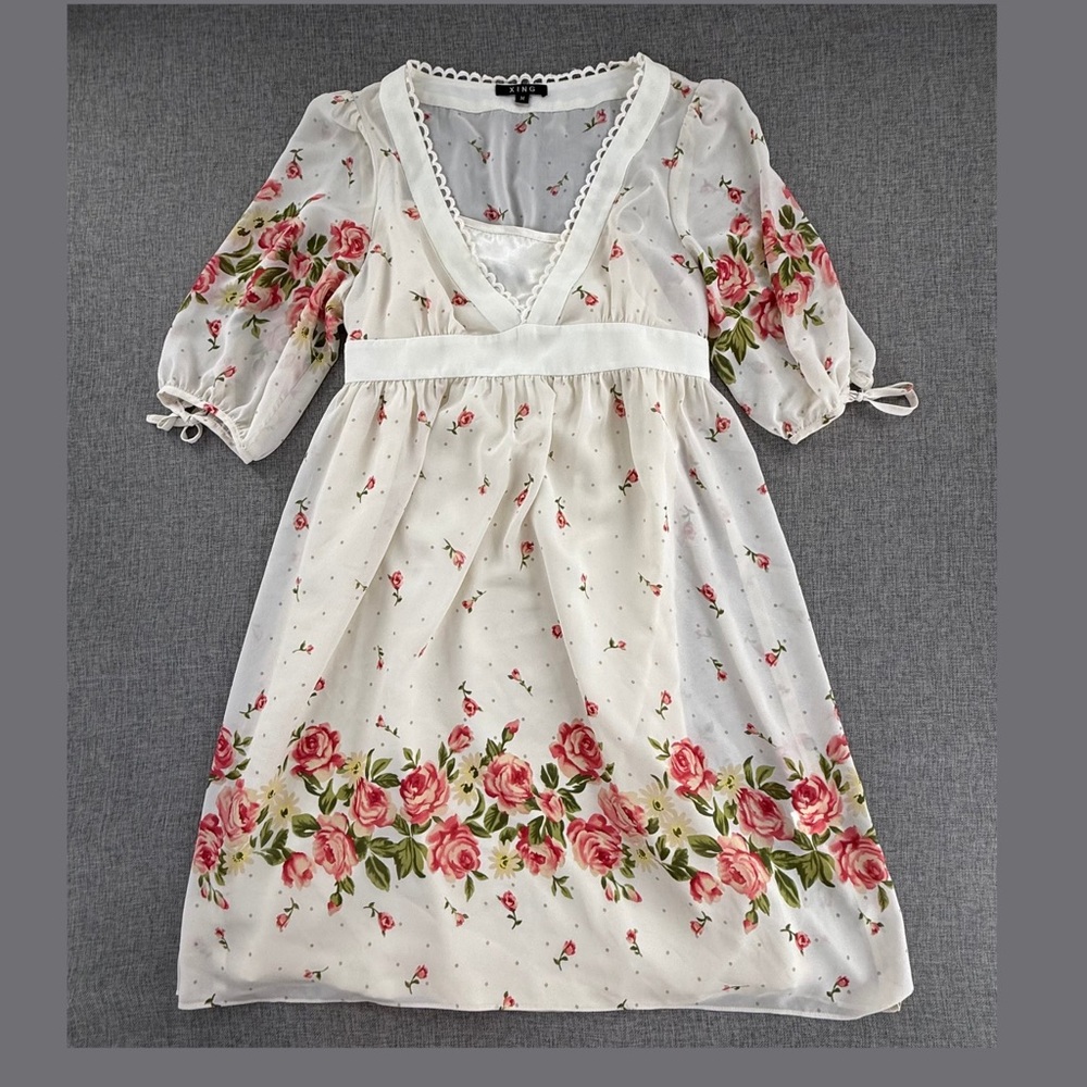 XING Floral Chiffon Dress Medium Empire Waist‎ Medium V-neck Vintage inspired